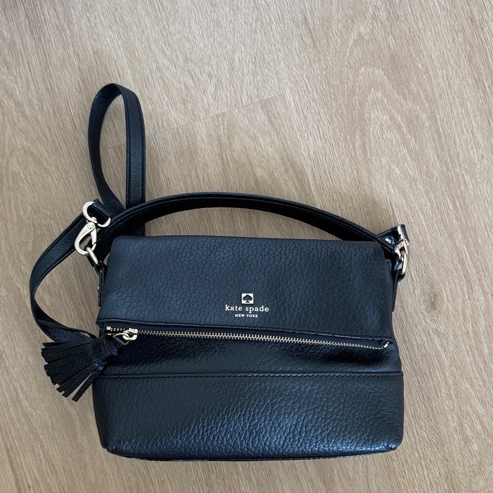 Kate Spade Black Textured Crossbody Bag